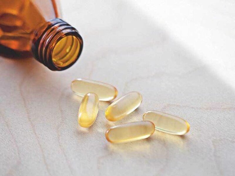 Viên dầu vitamin E có thể được áp dụng điêu trị ê răng tại nhà