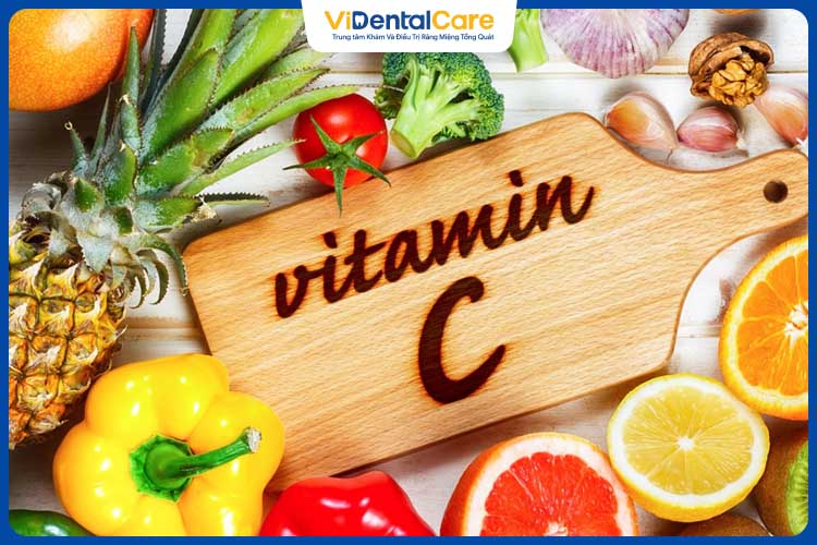 Thiếu hụt vitamin C có thể gây nhiệt miệng